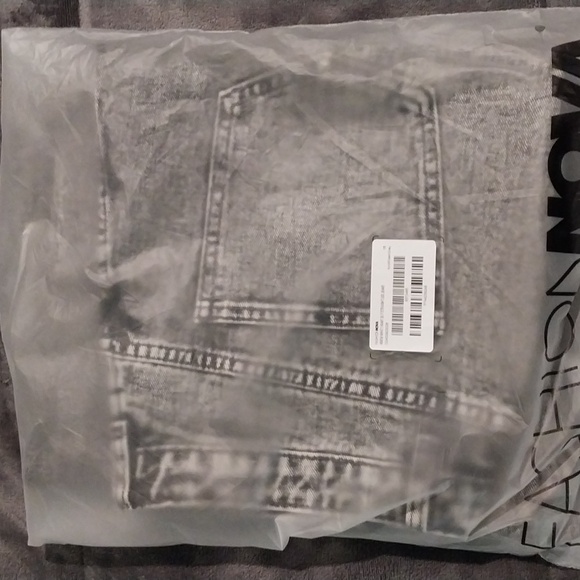 Grey Acid Wash Jeans - Picture 7 of 7